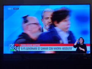 Interrupção do debate entre todos os partidos para as legislativas de 2024, na RTP